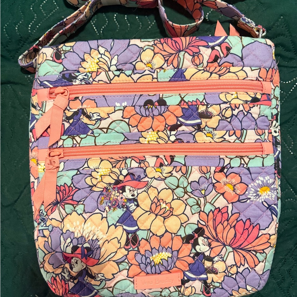 Vera Bradley Disney Minnie Mouse Mother’s Day Collection Cross body